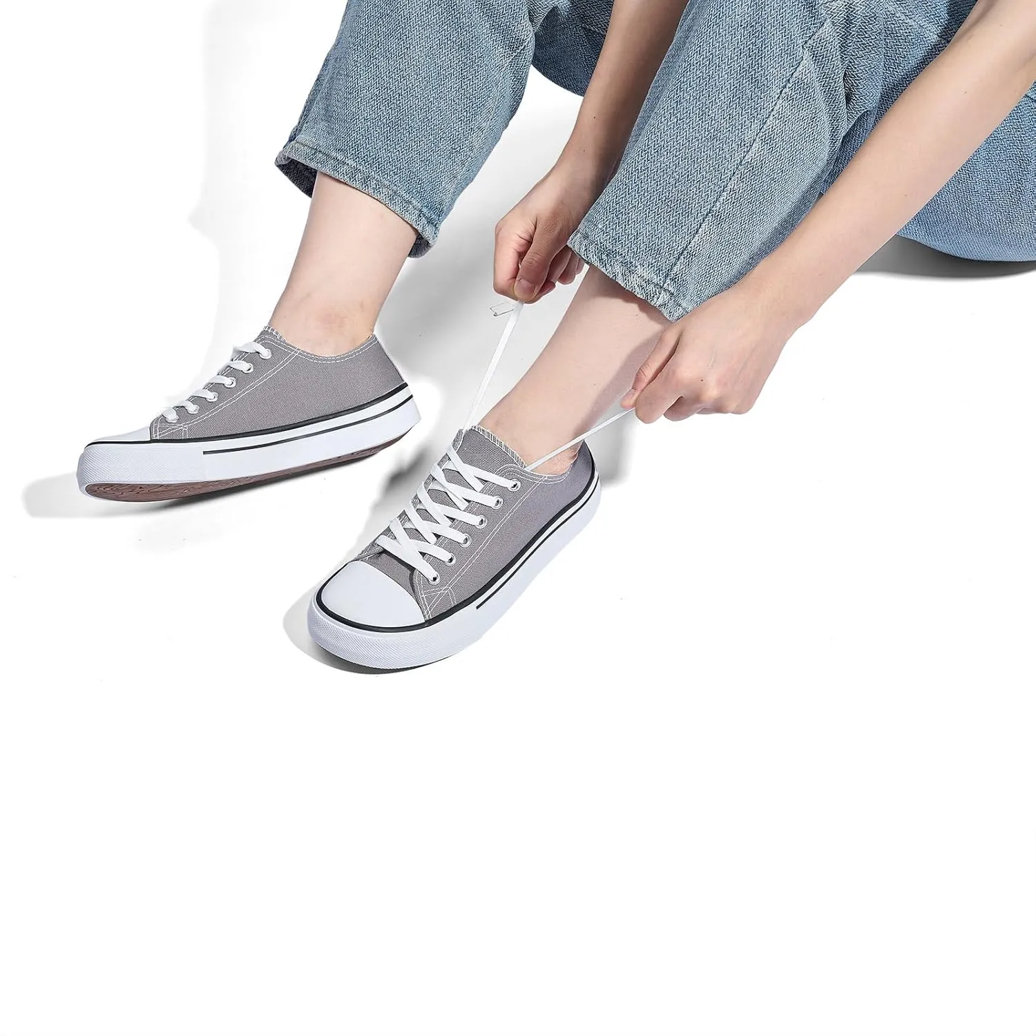 Canvas Shoes for Women Classic Fashion Sneakers Lace Up Low Top Canvas Casual Sneakers Lightweight Breathable Comfort Wide Toe Shoes