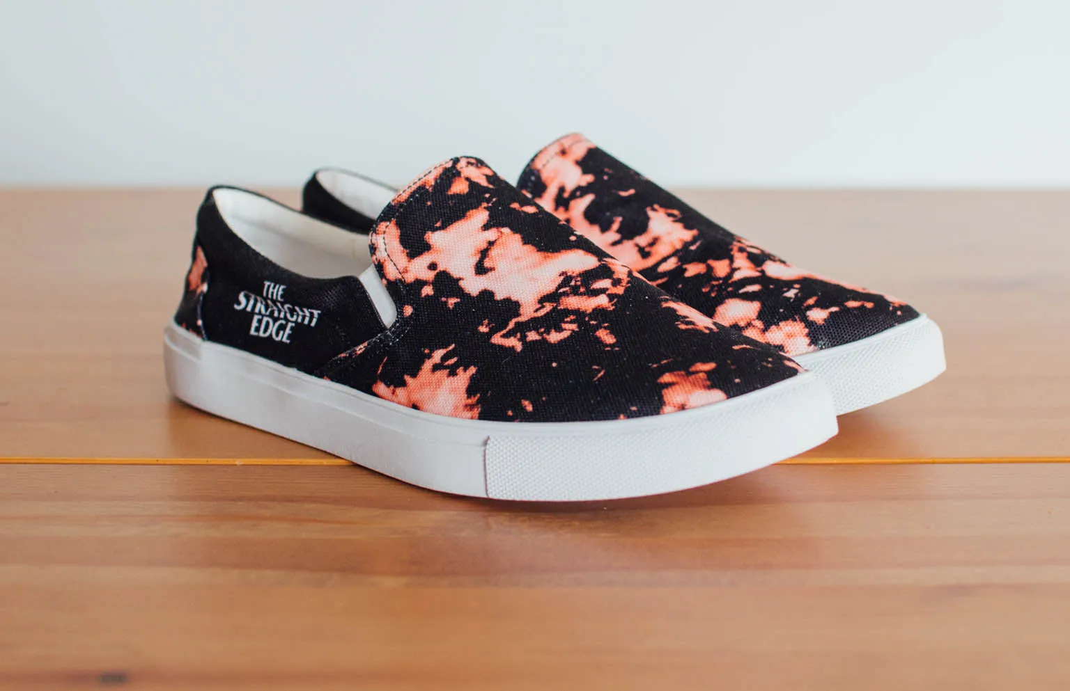 Ladies The Straight Edge Bleach Pattern Slip Ons