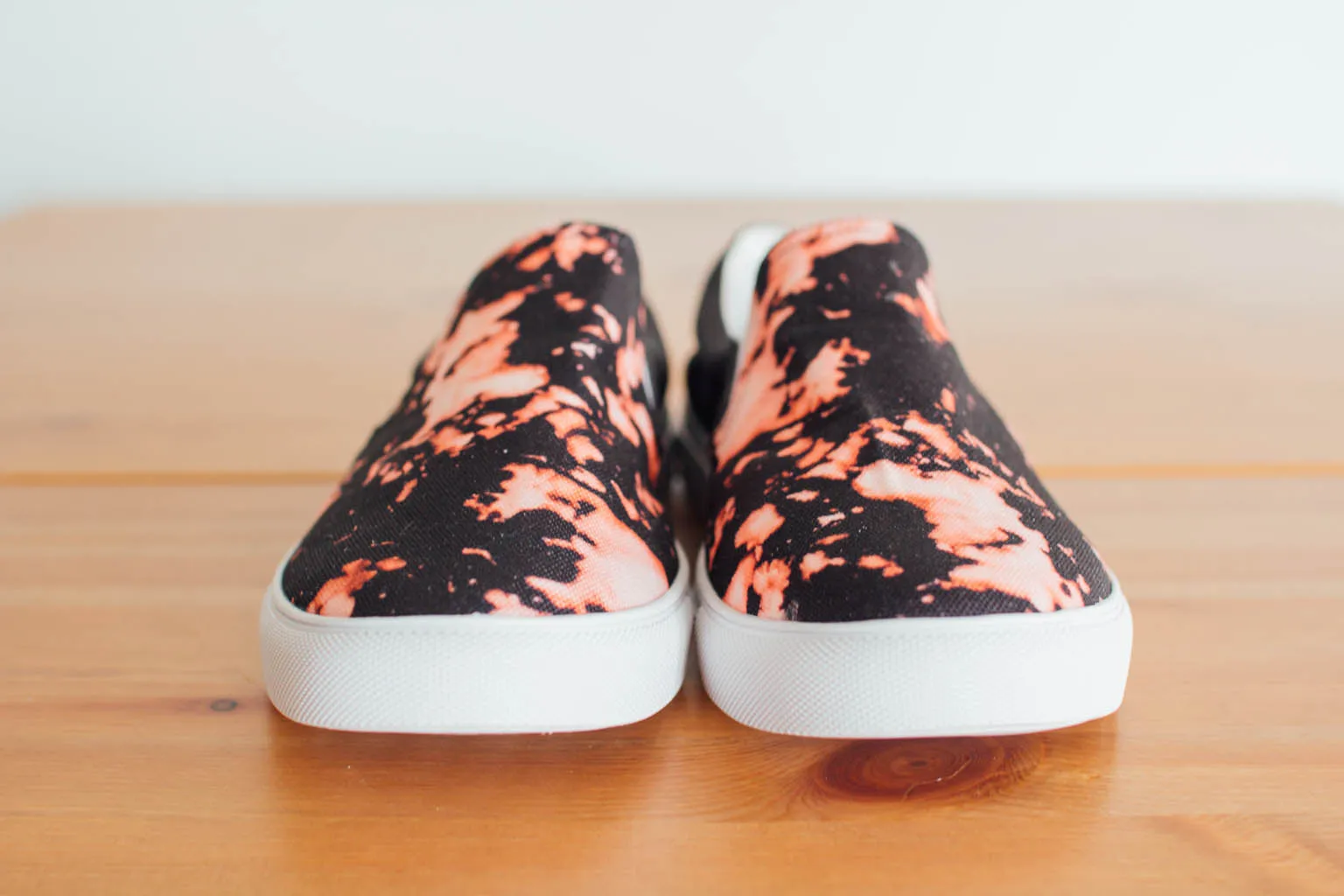 Ladies The Straight Edge Bleach Pattern Slip Ons