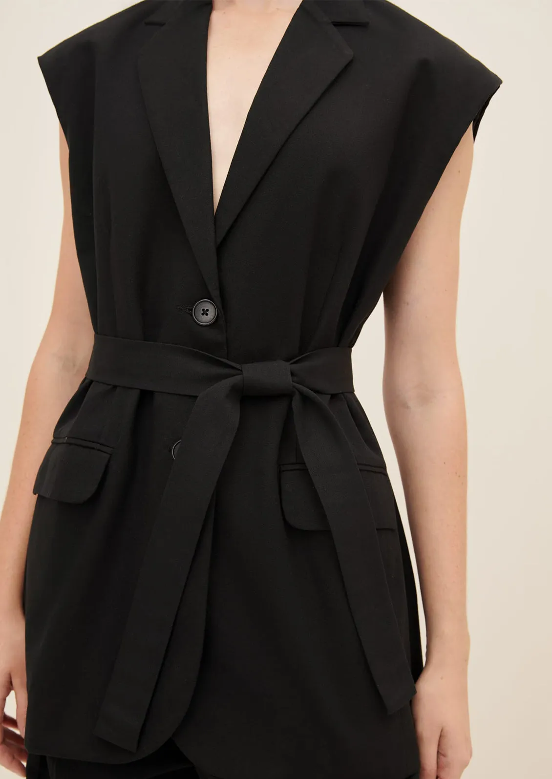Lena Sleeveless Blazer