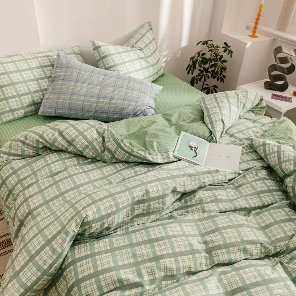 Plaid Pear Bed Set