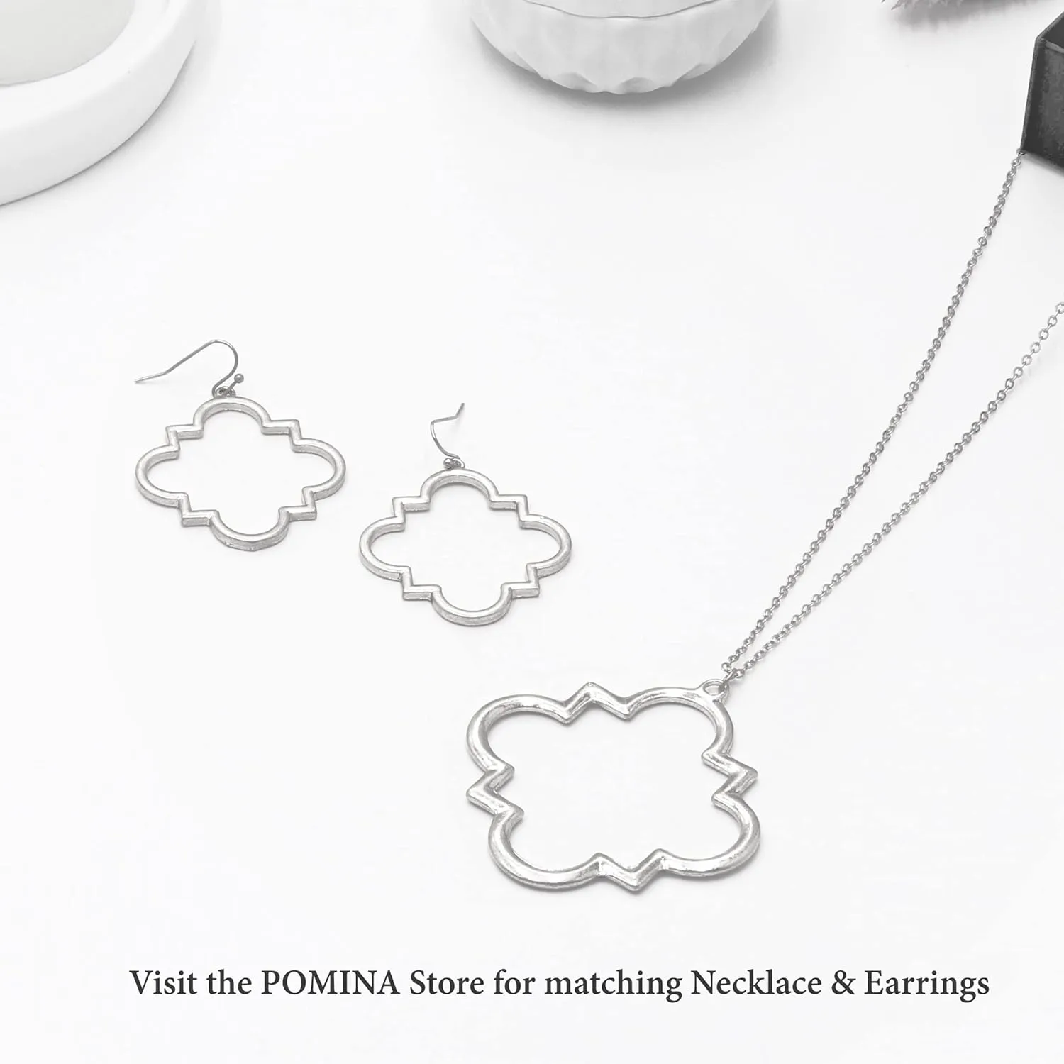 POMINA Gold Fashion Long Chain Necklace Quatrefoil Necklace Two-Tone Clover Pendant Necklace Geometric Pendant Sweater Long Necklace for Women