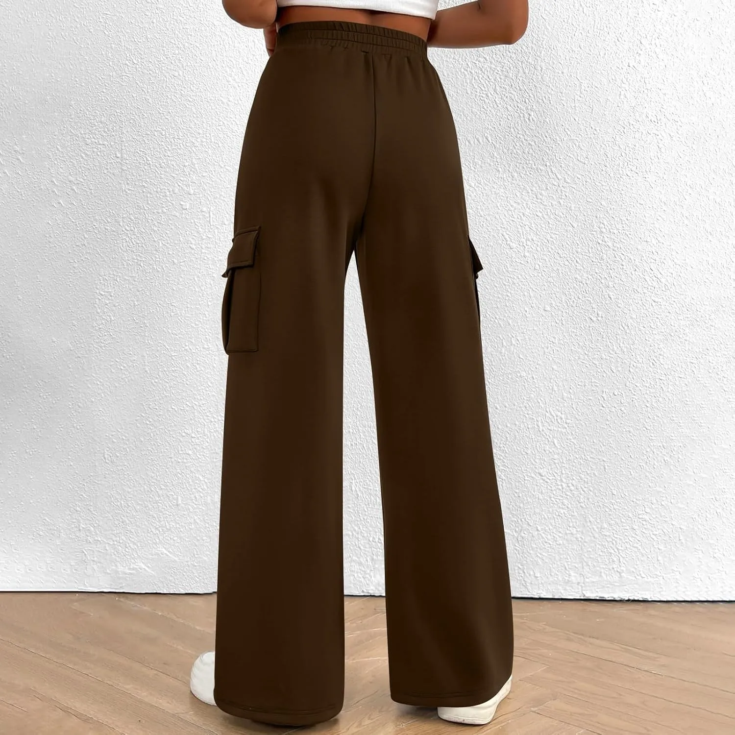 Womens Cargo Sweatpants with Pockets Wide Leg Baggy High Waisted Sweats Pants Drawstring Waist Athletic Trousers